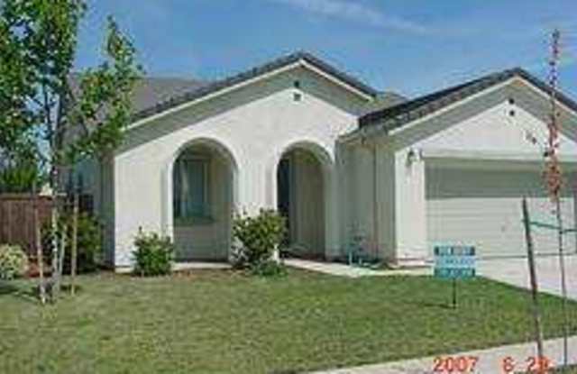 3 Bedroom South Yuba City Coming Available photos photos