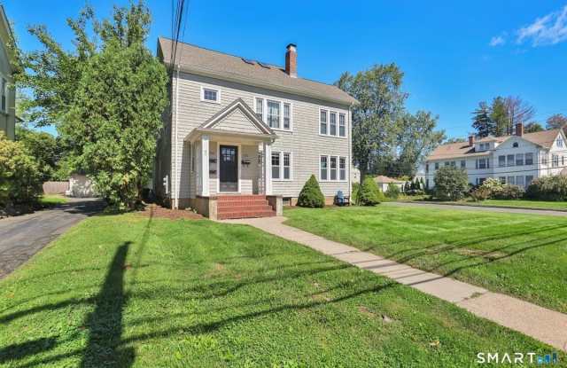 152 Brace Road Gallery 2