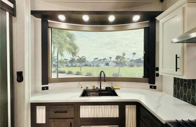 10725 S Ocean Drive unit: 393 photos photos