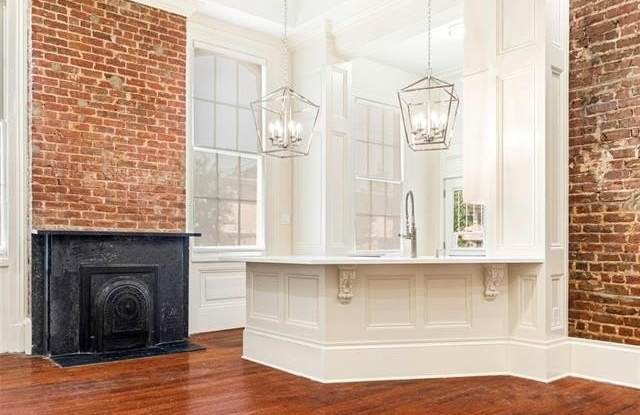 1329 ST. ANDREW Gallery 3