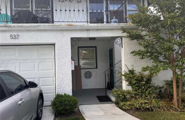 537 E Chester Street photos photos
