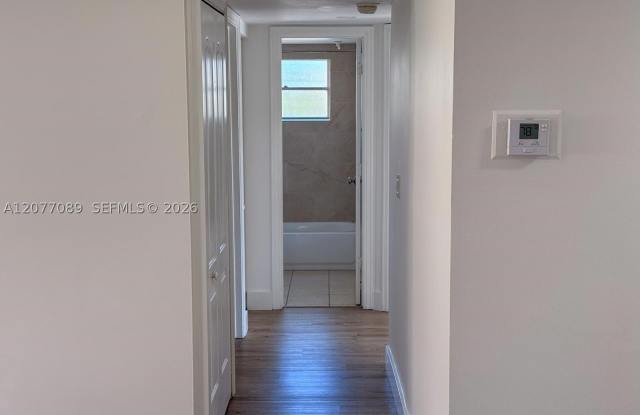 9937 Three Lakes Cir Gallery 3