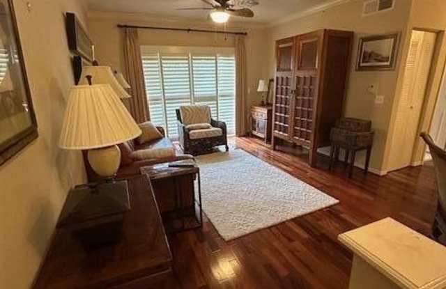 2306 Tuscany Way Gallery 2
