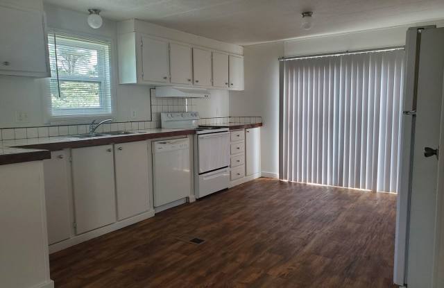 Ready to Move in! Gallery 1