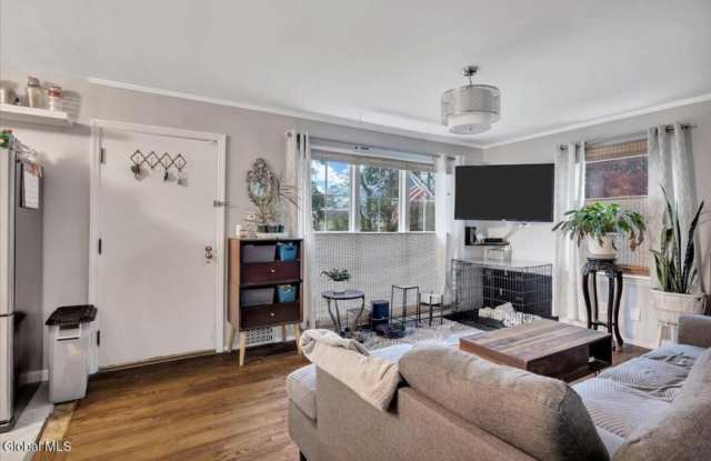 39 Buell St Albany photos photos