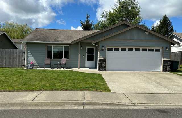 Ferndale 3 Bedroom 2 bath Rambler Small Pets welcome photos photos