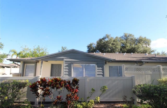 2704 29TH AVENUE W - 2704 29th Avenue West, Bradenton, FL 34205