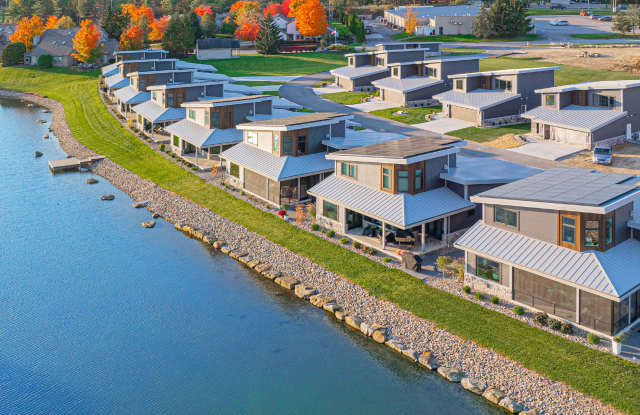 113 Harbor Point Gallery 2