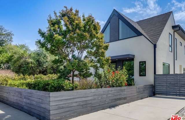 3641 Greenwood Ave - 3641 Greenwood Avenue, Los Angeles, CA 90066 3641 Greenwood Ave - 3641 Greenwood Avenue, Los Angeles, CA 90066