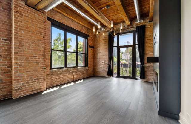 1600 S Jefferson Street Gallery 4
