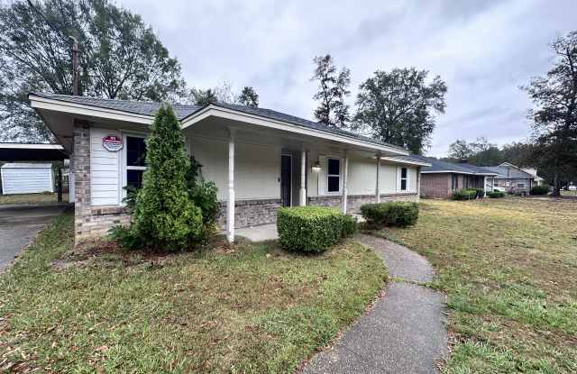 761 Spring Valley Rd - 761 Spring Valley Road, Montgomery, AL 36116