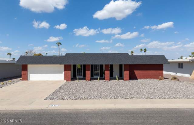 9213 W BRIARWOOD Circle N Gallery 1