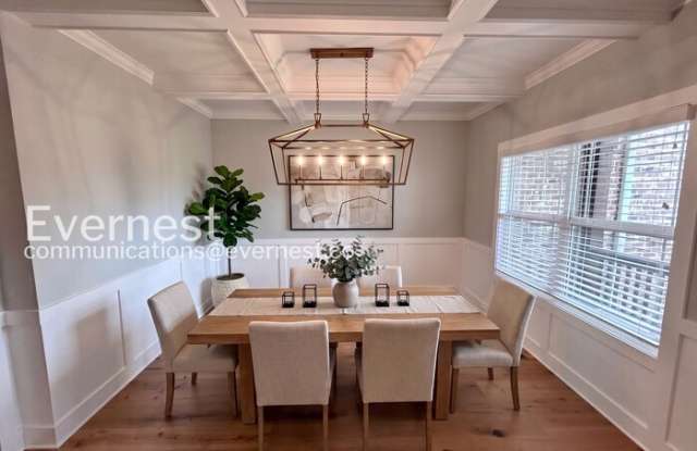 383 Cobblestone Way Gallery 3