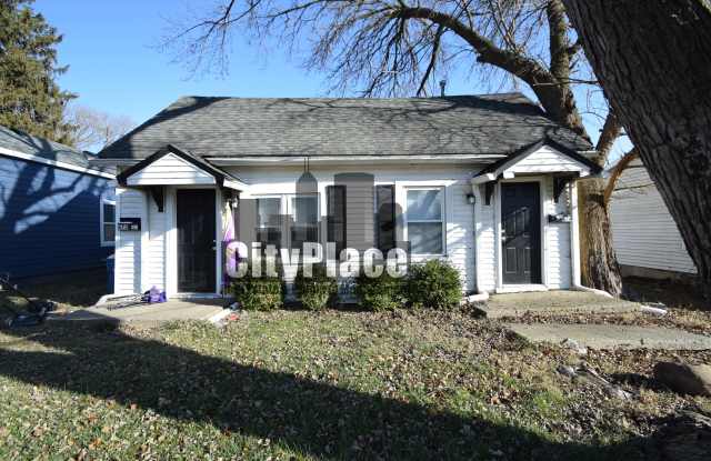 674 S 13th St photos photos