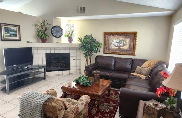 3332 Canyon Lake Drive Gallery 2
