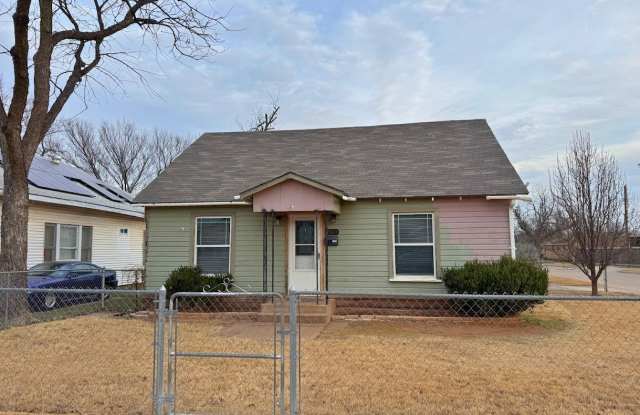 2706 Palmetto Dr photos photos