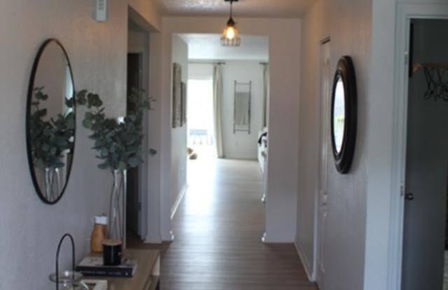 2365 BONNIE LAKES DR Gallery 3