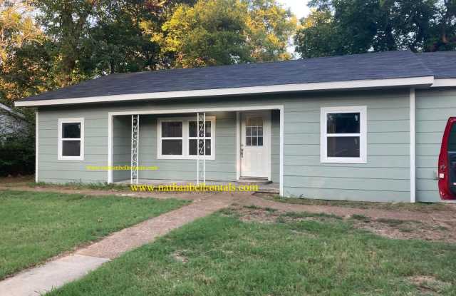 1295 15th St SE photos photos