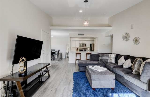 2300 SILVERADO RANCH Boulevard photos photos