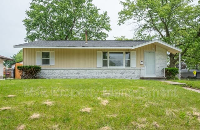 4001 83rd St - 4001 83rd Street, Urbandale, IA 50322