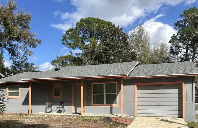 345 Chinaberry Avenue photos photos