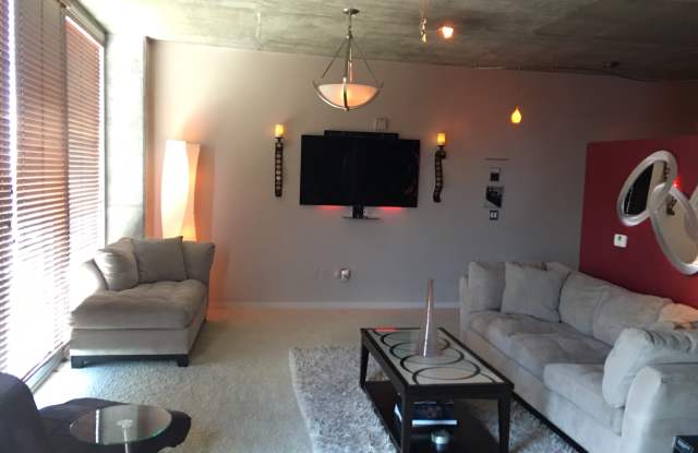 155 S Court Ave Gallery 2