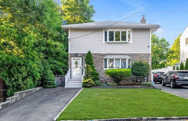 49 Neulist Avenue photos photos 49 Neulist Avenue photos photos