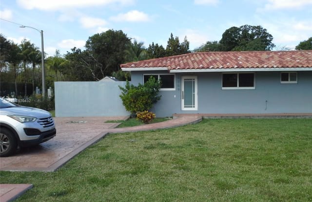 5709 SW 58th Ter - 5709 Southwest 58th Terrace, Miami-Dade County, FL 33143