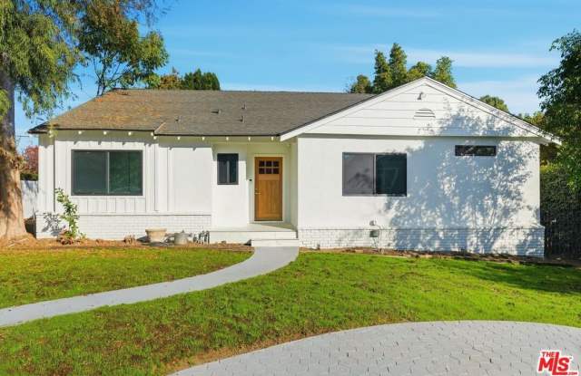 12455 Milbank St photos photos