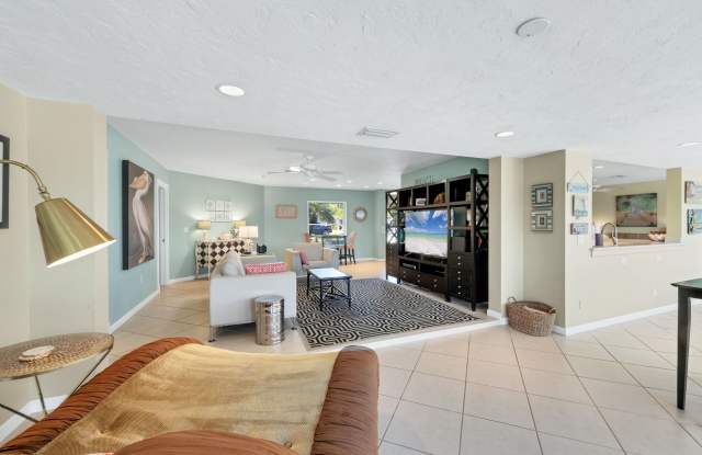 1155 Bogey Ln Gallery 4