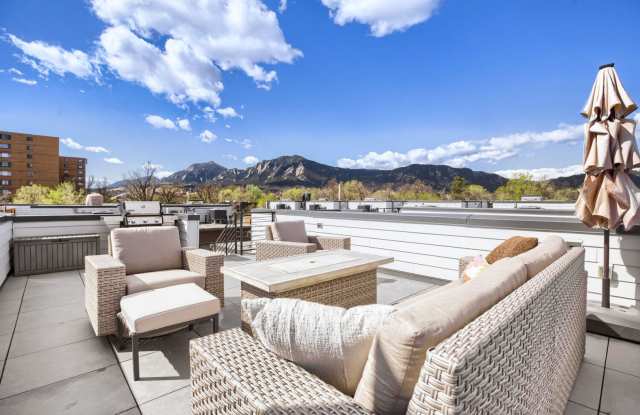 Stylish 2BR Boulder Retreat | Rooftop Deck & Prime Location Gallery 4