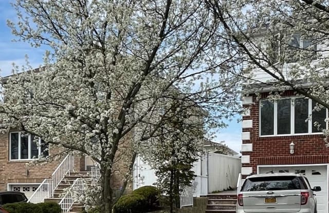 42 Van Brunt Street - 42 Van Brunt Street, Staten Island, NY 10312