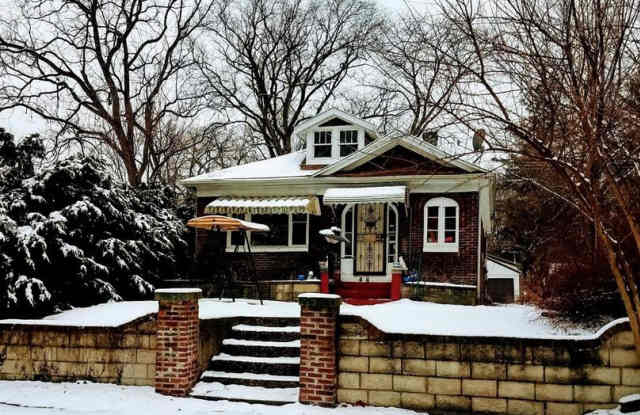 4620 Johnson Street photos photos