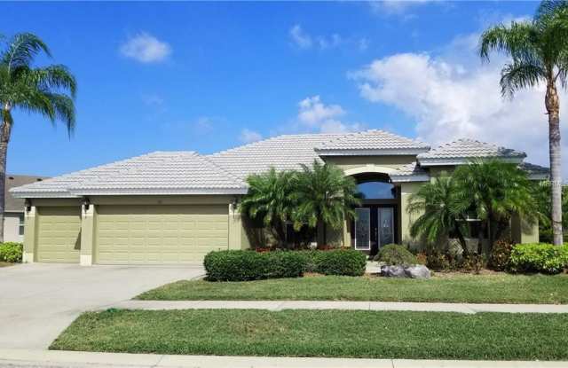 121 STAR SHELL DRIVE - 121 Star Shell Drive, Apollo Beach, FL 33572