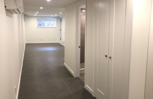 4684 Bedford Ave - 4684 Bedford Avenue, Brooklyn, NY 11235