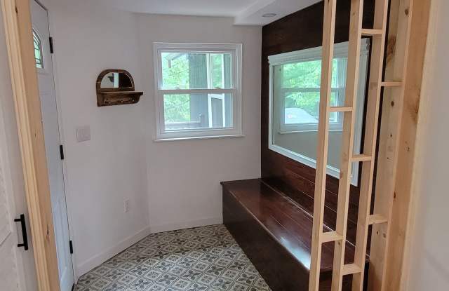 156 Arapaho Trail Gallery 2