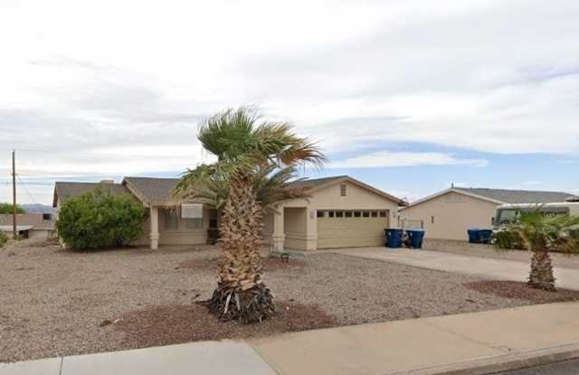 3 Bec 2 Bath 2 Car Garage Side Parking photos photos