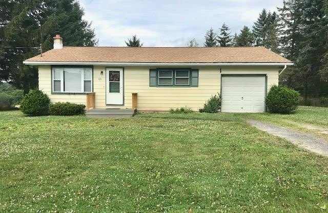 99 Silver Maple Drive - 99 Silver Maple Drive, Lackawanna County, PA 18411