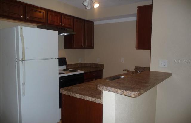 2666 SAINT JOSEPH DRIVE W Gallery 4