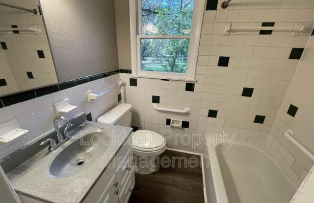 5910 Droad Street - 1 Gallery 4