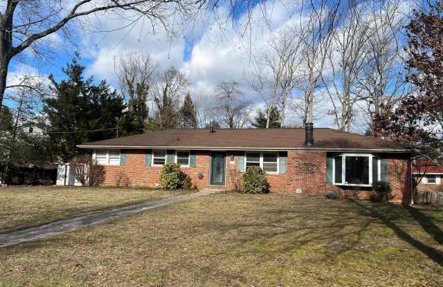 502 GLIDER Avenue photos photos