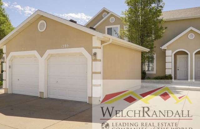 2 Beds and 1.5 Bath South Ogden Townhome UT! - 1289 East 6125 South, South Ogden, UT 84405