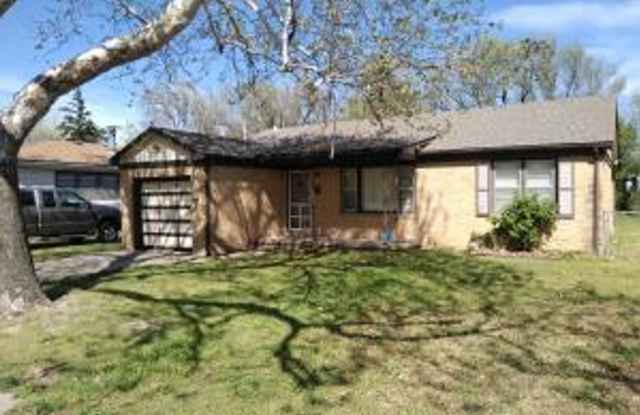 3 Bedroom / 1 Bath House Gallery 1