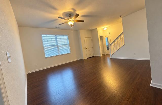 Modern Living at Hawkins Mill Gallery 4