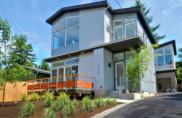 Modern Matthew's Beach Home - 11338 40th Avenue Northeast, Seattle, WA 98125