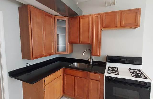 1252 S Karlov Ave, Unit 1252-GF photos photos