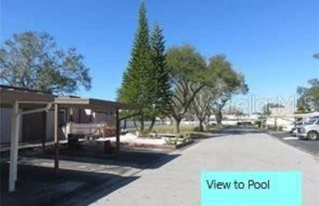 2229 PINEWOOD VILLAS DRIVE Gallery 2