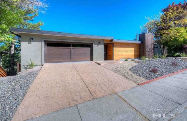 3965 Skyline Blvd - 3965 Skyline Boulevard, Reno, NV 89509