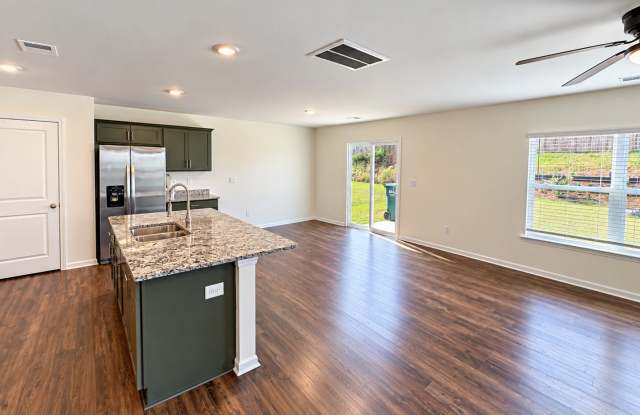 Spacious 4-Bedroom Home in Paddock Point – Modern Living, Open Floor Plan & Community Pool! Gallery 4