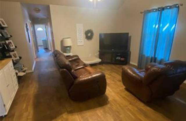 817 Meadowlark Circle - 817 Meadowlark Cir, Hood County, TX 76049